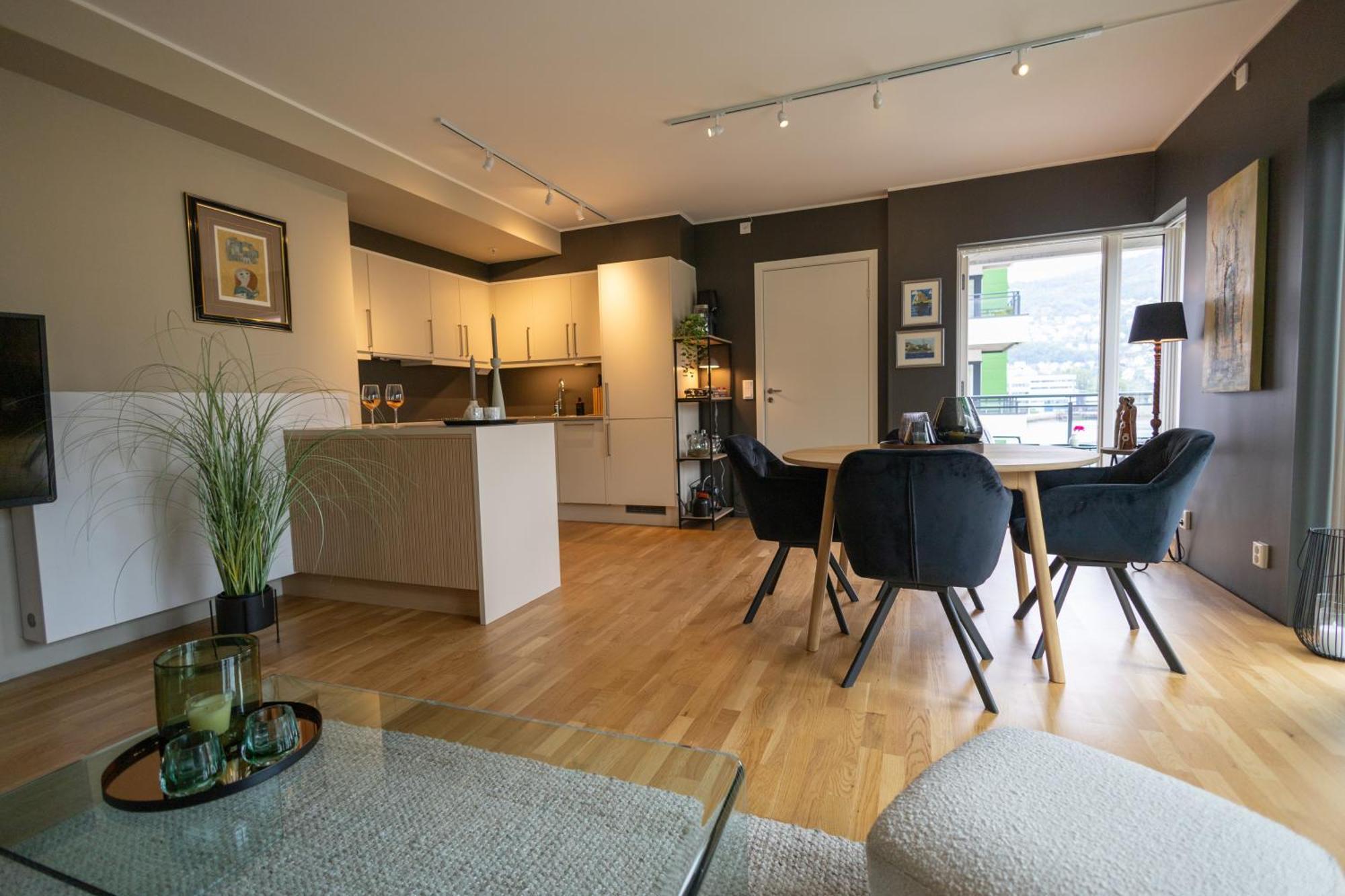 Modern Apartment - Amazing Terrace And Fjord View, Close To City Center 베르겐 외부 사진